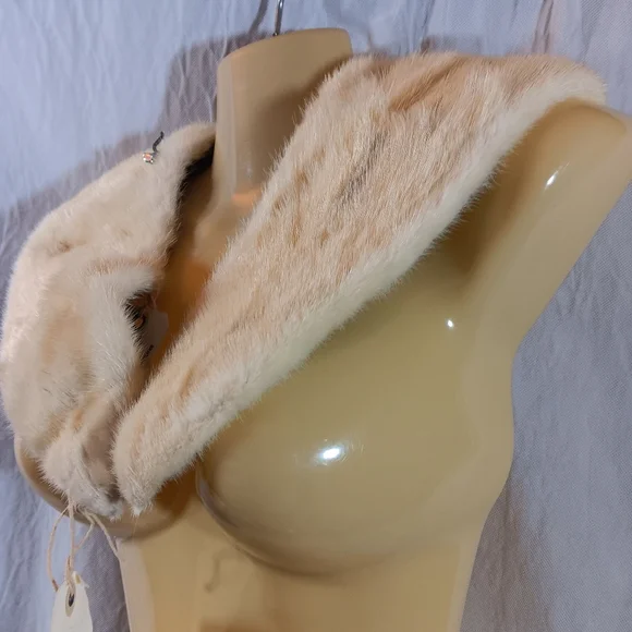 Marshall Field & Co Vintage Womens Cream Kobi Mink Collar Pin On Attachable - Picture 9 of 16
